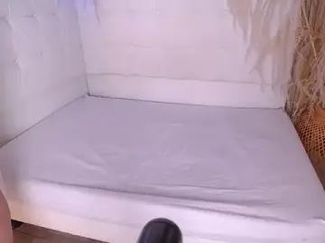 Stripchat Free Porn Cam of Alejandra_Monroy