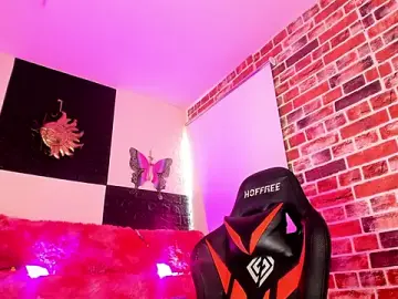 Stripchat Watch Live Sex Cams of Engel_boss