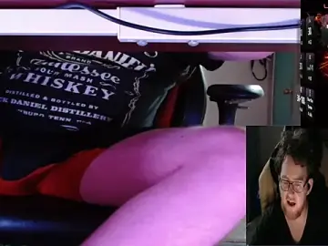 Stripchat Live Sex Cam of R0dneyRude