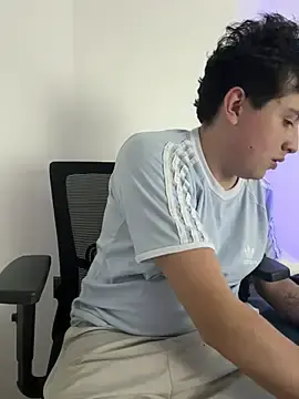 Stripchat Free Porn Cam of Sam_Rush