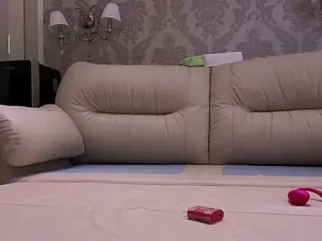 Stripchat Best live sex cam show of hannah_lourens