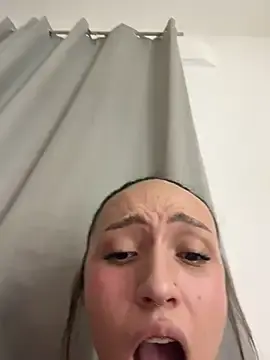Stripchat Live Sex Cam of Im_lauritaa