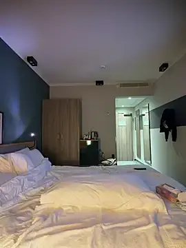 Stripchat Live Porn of BelleLouiseVp