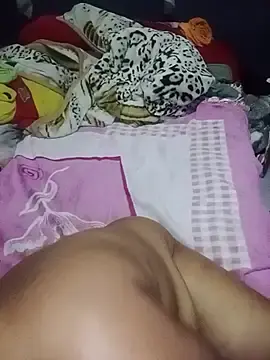 Stripchat Free Porn Cam of ChubbyMidgetxxx19