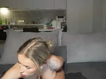 Stripchat Best live sex cam show of HotBella-