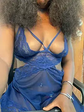 Stripchat Watch Live Sex Cams of Leylabelle26