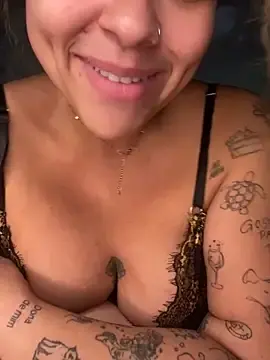 Stripchat Adult Webcams of Chloe_Leaozinho