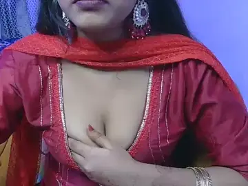 Stripchat Watch Live Sex Cams of bold-smirthii