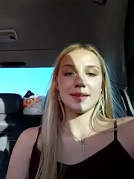 Stripchat Sex Chat of caressyourself