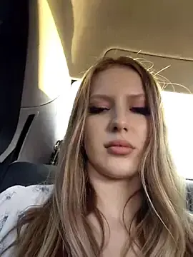 Stripchat Adult Webcam of caressyourself
