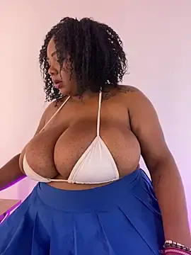 Stripchat Live Sex Cam of angelGgold