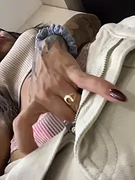 Stripchat Watch Live Sex Cams of ReggieG