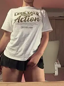 Stripchat Sex Cam of Megan_lu2