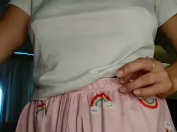 Stripchat Free Porn Cam of 3littles
