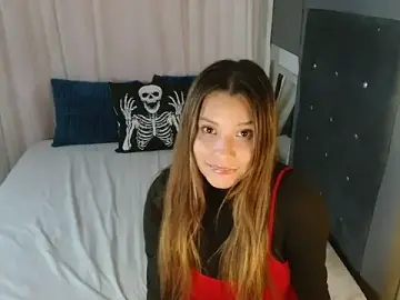 Stripchat Nude Webcam of 3littles