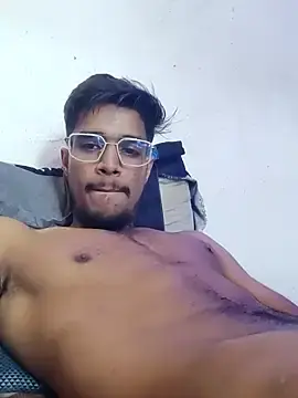 Stripchat Live Porn of kaushikhotty