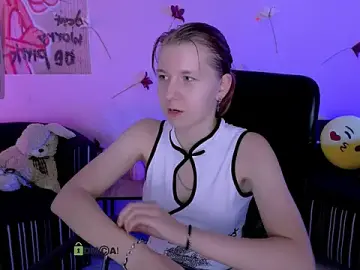 Stripchat Free Live Porn of gloria_bubble