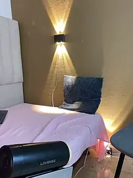 Stripchat Watch Live Sex Cams of Noah_Smith01