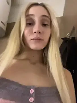 Stripchat Nude Webcam of Pink_Kiss