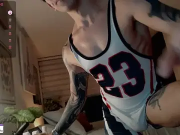 Stripchat Free Live Porn of ivaaaan_