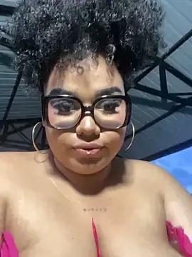 Stripchat Nude Webcam of SunniieeFrequency