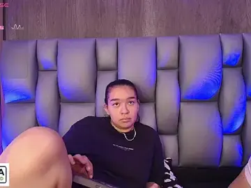 Stripchat Free Live Porn of SOPHI_AND_NOAH