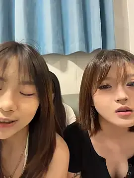 Stripchat Adult Webcam of yang818