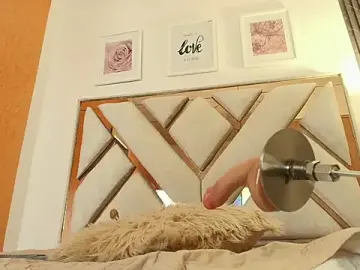 Stripchat Free Live Porn of Lia_Roseh