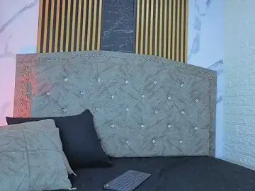 Stripchat Adult Webcam of LyraenBlue