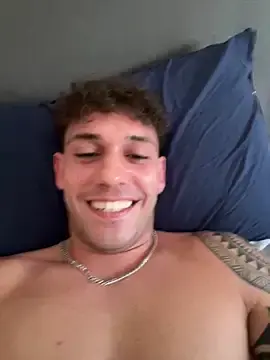 Stripchat Live Sex Cam of emanuel00220