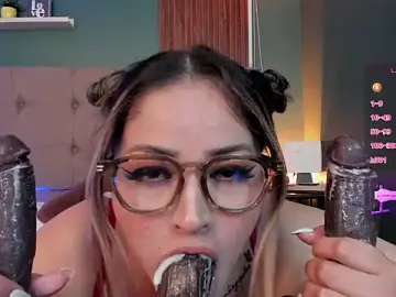 Stripchat Best live sex cam show of Karol_Pagee