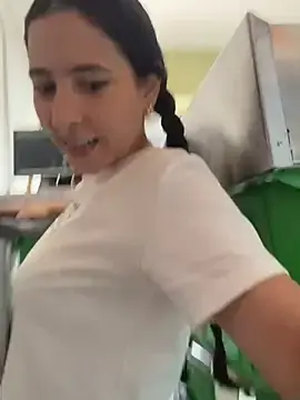 Stripchat Best Webcam of LittleDoll___