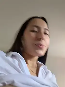 Stripchat Live Sex Cam of LittleDoll___