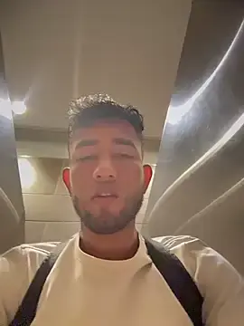 Stripchat Watch Live Sex Cams of liam_bronw