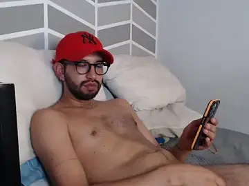 Stripchat Live Porn of thomass1018