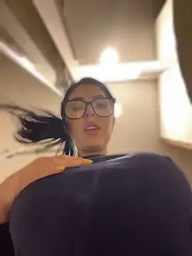 Stripchat Live Sex Cam of _Nina_1