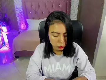 Stripchat Nude Webcam of julieta_fn
