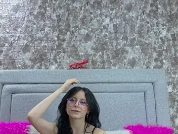 Stripchat Adult Webcams of Naomimolie