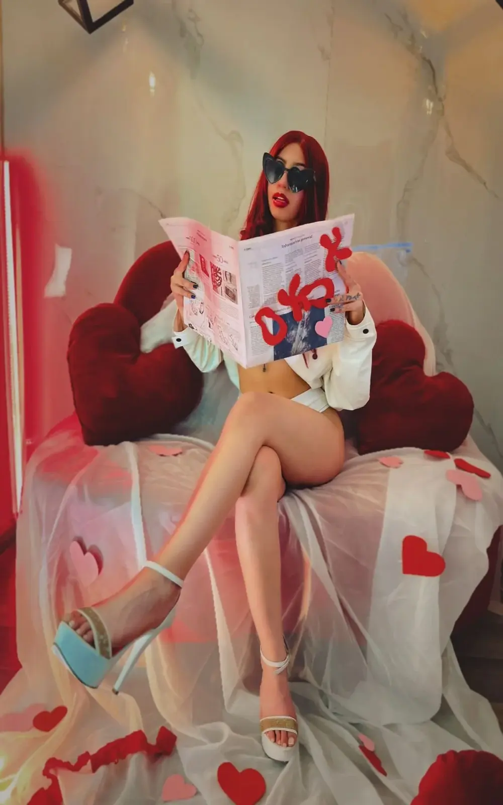 LilithCooperr_