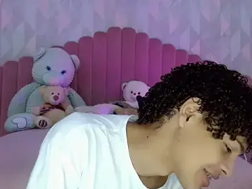 Stripchat Live Sex Cam of MatewHottxxx