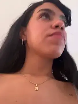 Stripchat Live Porn of -Naomyy-