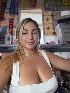 Stripchat Adult Webcam of sammyqueenx21