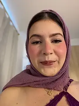 Stripchat Free Porn Cam of naughty__angel