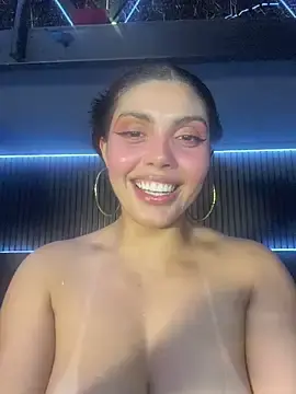Stripchat Adult Webcam of zui_lu