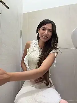 Stripchat Best live sex cam show of -_MiaQueen_-