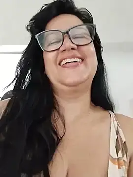 Stripchat Nude Webcam of keilymadam