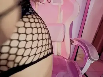 Stripchat Free Live Porn of MollyBigBoobs12