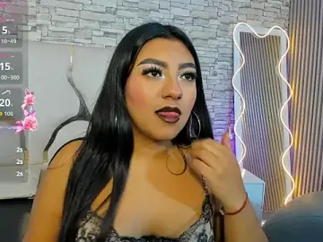 Stripchat Sex Cam of Laulin_tay