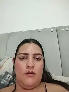 Stripchat Free Live Porn of Mia_Hampton
