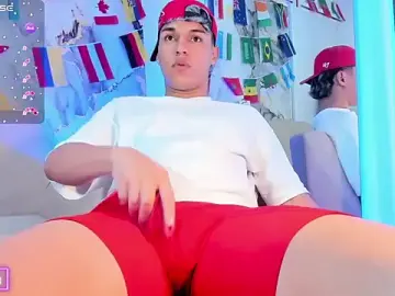 Stripchat Best live sex cam show of ryan_carter08